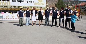 Dosteli Derneği 300 Öğrenciyi Sevindirdi 21.09.2010